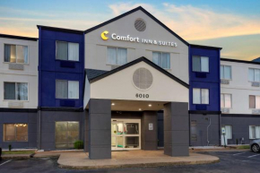  Comfort Inn & Suites  Мемфис